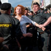 Сотрудница МВД била и кусала коллег после задержания ее приятеля