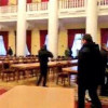 Захваченные админздания будут отбиты штурмом — милиция