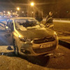 Беркут варварски разворотил машину и взял заложника (ФОТО)
