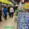 В Киеве 20 февраля наблюдалась паника — люди опустошали банкоматы и стояли часами в очередях в магазинах (ФОТОобзор)