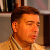 Стецькив предлагает выдать каждому украинцу автомат