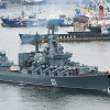 Ракетный крейсер «Москва» направляется к материковой части Украины