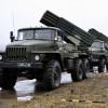 Российские военные доставляют на границу Украины танки и «Грады», а сами уезжают
