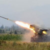 Только что террористы нанесли удар из «Града» по жилым домам в Луганске (ВИДЕО +18)