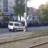 Колонна протестующих солдат-срочников направляется к АП (ВИДЕО)