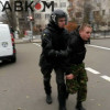 Неизвестные пытались срезать ворота возле Администрации Президента (ФОТО)