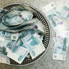 Из-за курса крупнейший российский автодилер приостановил продажу машин