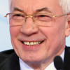 Книжная фантастика от Азарова: На Майдане не было студентов, а силовиков избил «Правый сектор»