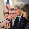 В Киеве проходит встреча Порошенка с госсекретарем США Керри