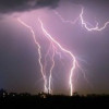 Сегодня в Киеве прогнозируют сильную грозу и шквальный ветер