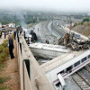 В результате крушения поезда в Испании погибло 77 человек, более 140 получили ранения