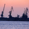 Суд обязал частную компанию вернуть Одесскому морпорту портальные краны стоимостью 32 млн грн