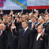 Команда Януковича начала распадаться