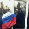 В Донецке пророссийские активисты штурмовали СБУ (ВИДЕО)