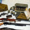 Коломойский повысил вознаграждение за сданное оружие террористов