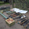Украинские десантники захватили целый арсенал террористов, перевозимый колонной боевиков
