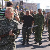 В «параде пленных» в Донецке боевики для массовки задействовали заключенных из местных колоний