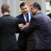 Журналист телеканала «Россия» в наглую пытался взять интервью у Порошенко в Милане (ФОТОФАКТ)