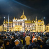 В Венгрии прошли многотысячные антиправительственные протесты (ФОТО)