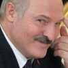 Лукашенко хочет перевести расчеты с Россией в евро и доллары