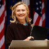 Хиллари Клинтон начинает президентскую кампанию