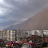 Аномальная песчаная буря накрыла Хмельницкий (ВИДЕО)