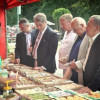 Украинскую делегацию пчеловодов на празднике меда в Польше возглавил Ющенко